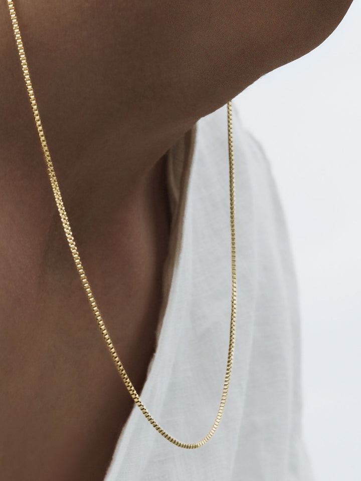BOX CHAIN NECKLACE