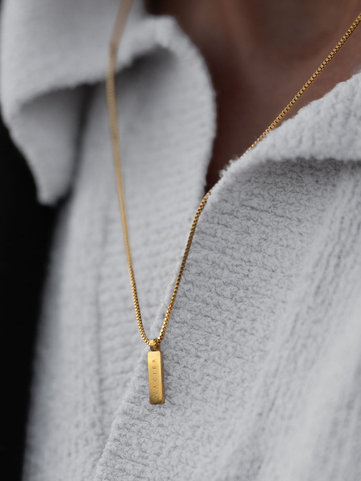 BOX PENDANT NECKLACE