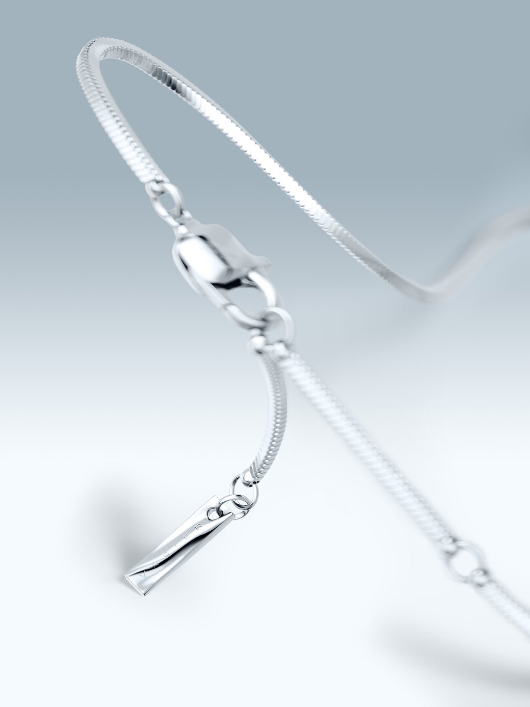 SQUARE CHAIN BRACELET