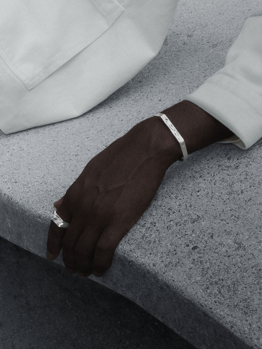 RIPPLE SIGNET SET IN SILVER