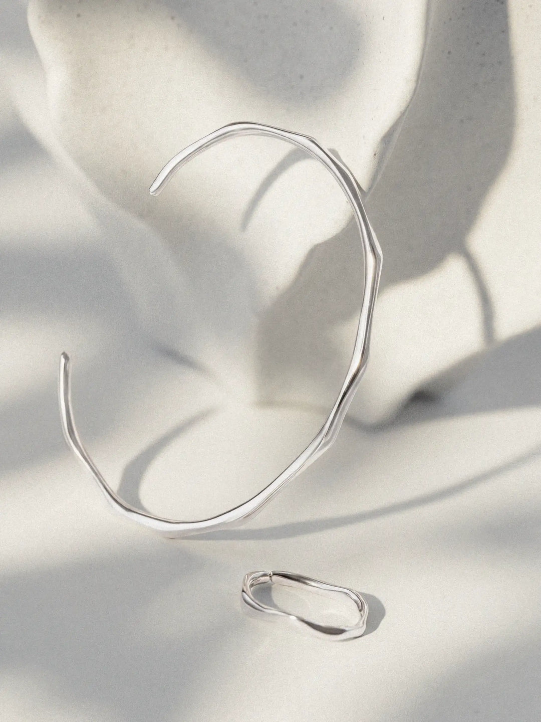 VEER SET IN SILVER