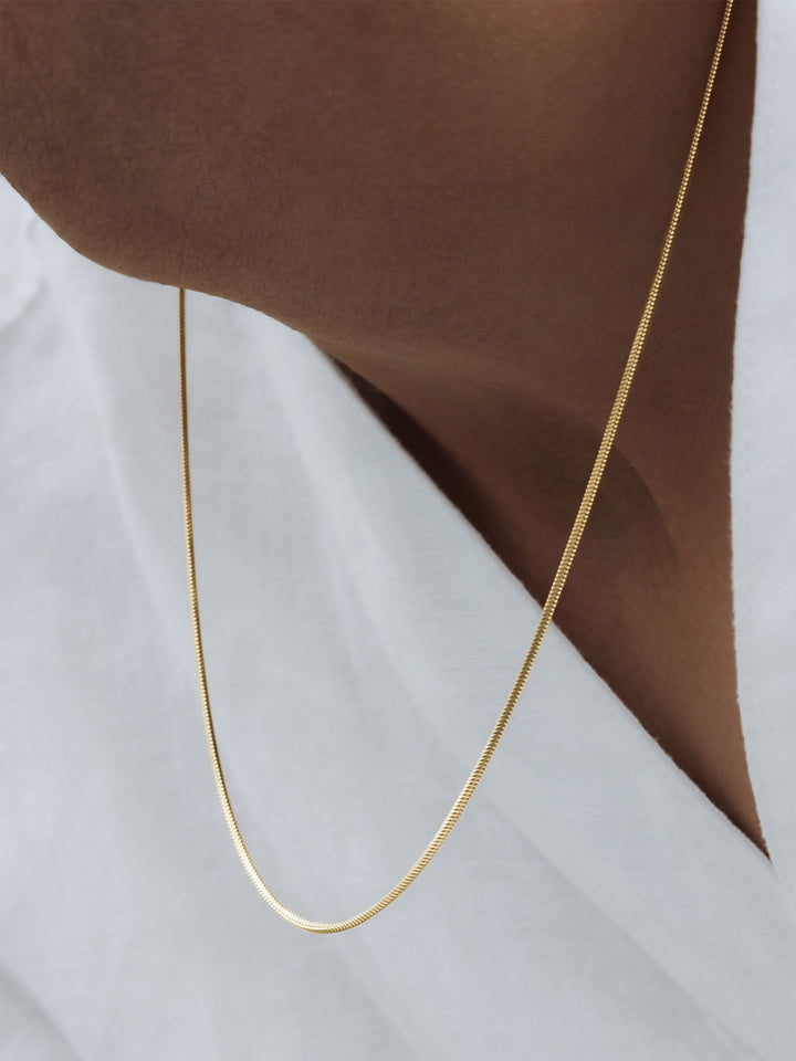 SQUARE CHAIN NECKLACE