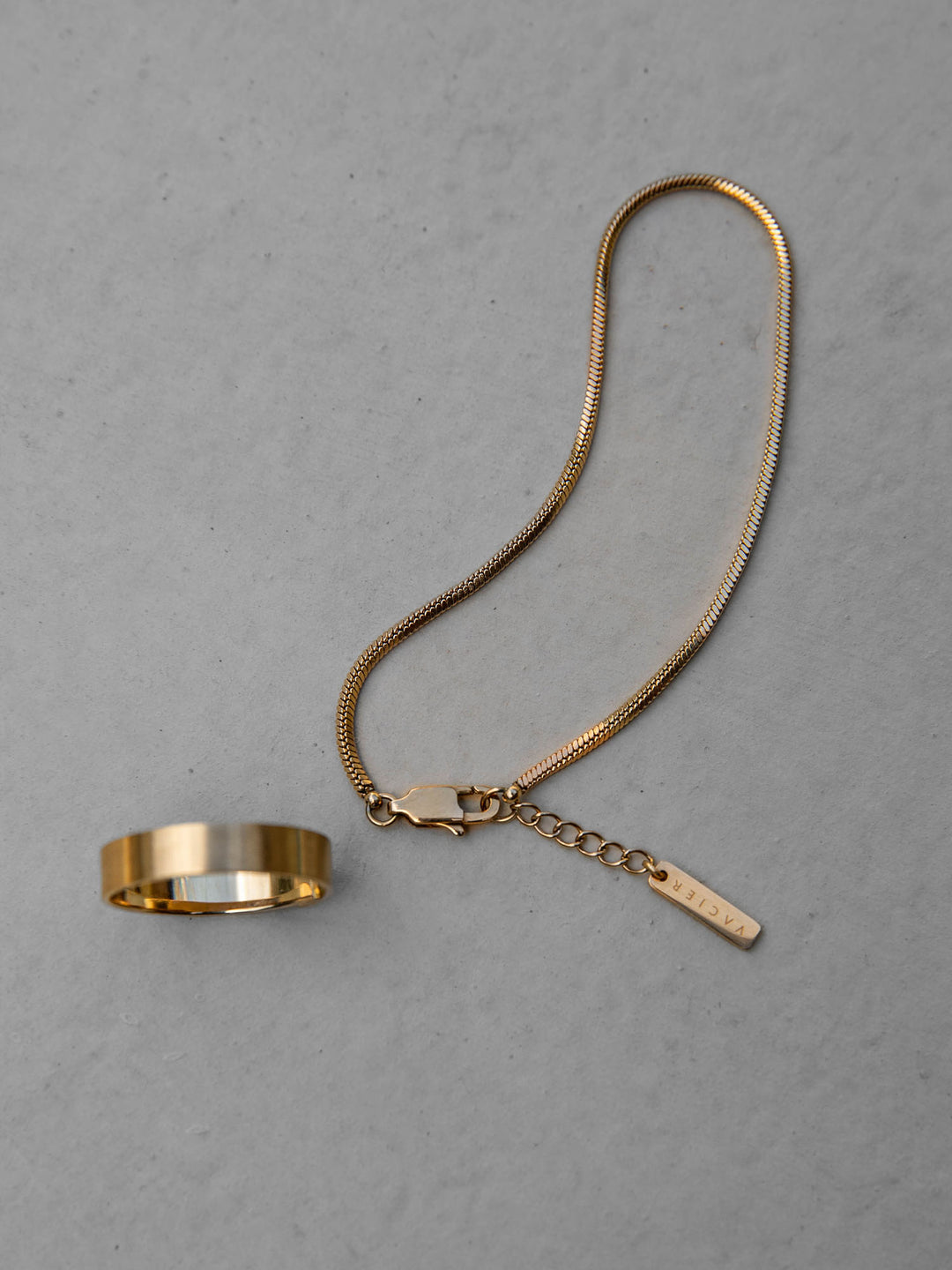 SQUARE CHAIN BRACELET