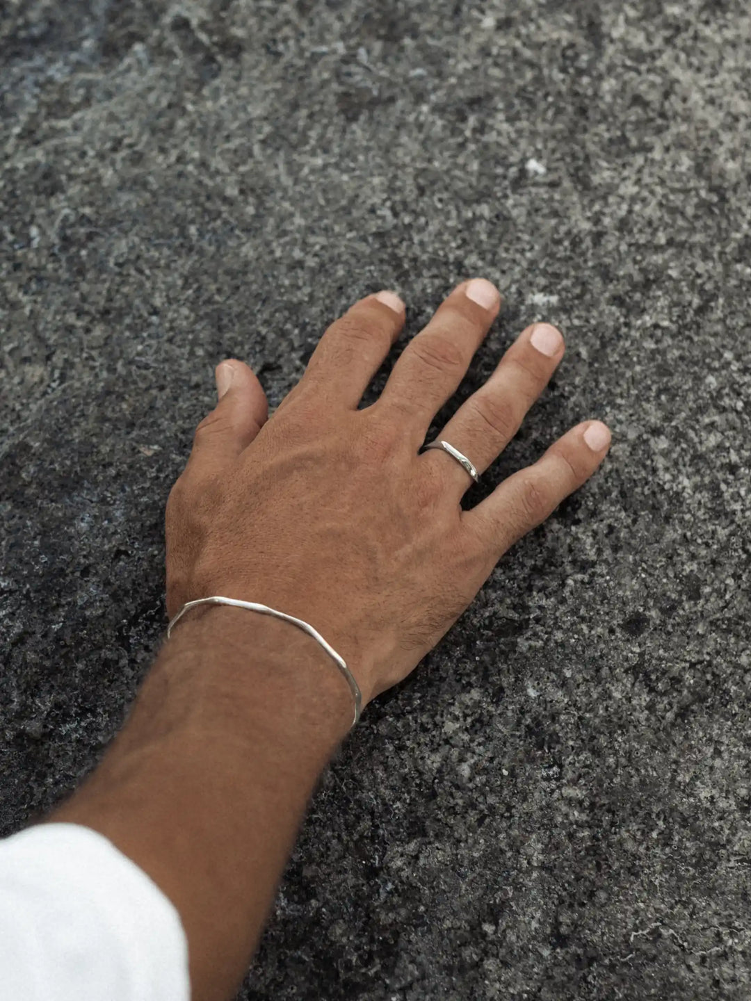 VEER SET IN SILVER