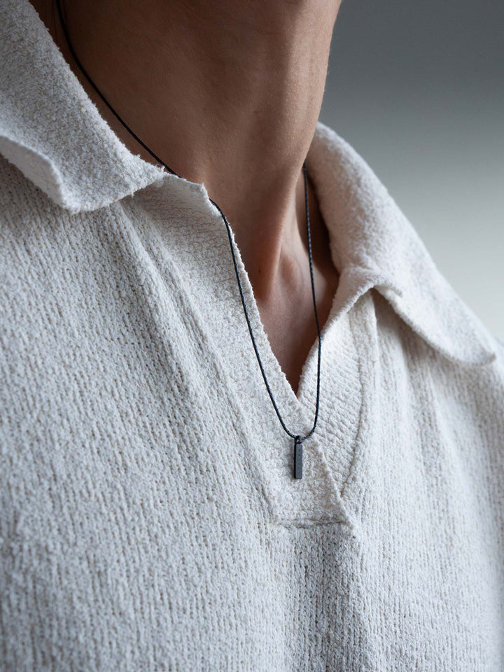 WIRE PENDANT NECKLACE