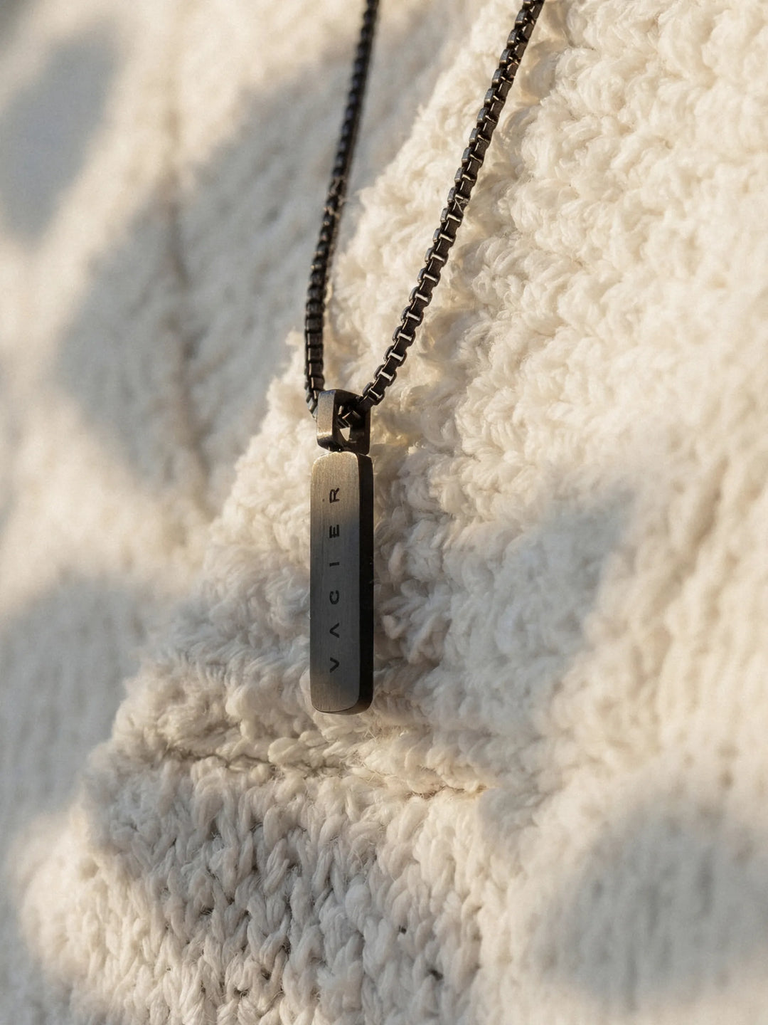 BOX PENDANT NECKLACE