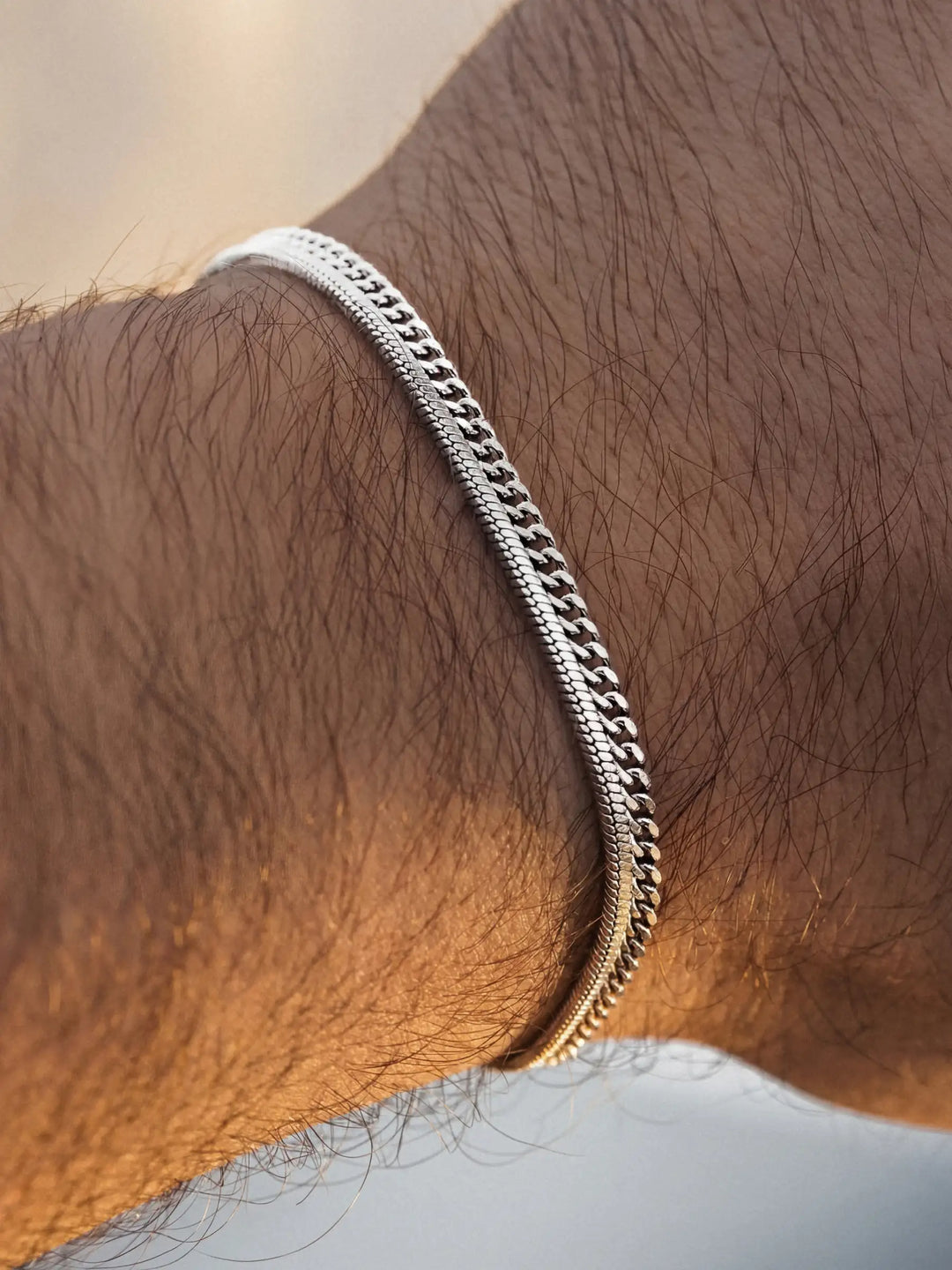 MINIMAL CHAIN BRACELET