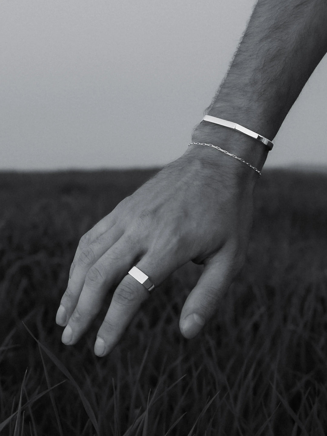 UNISIZE SIGNET SET IN SILVER