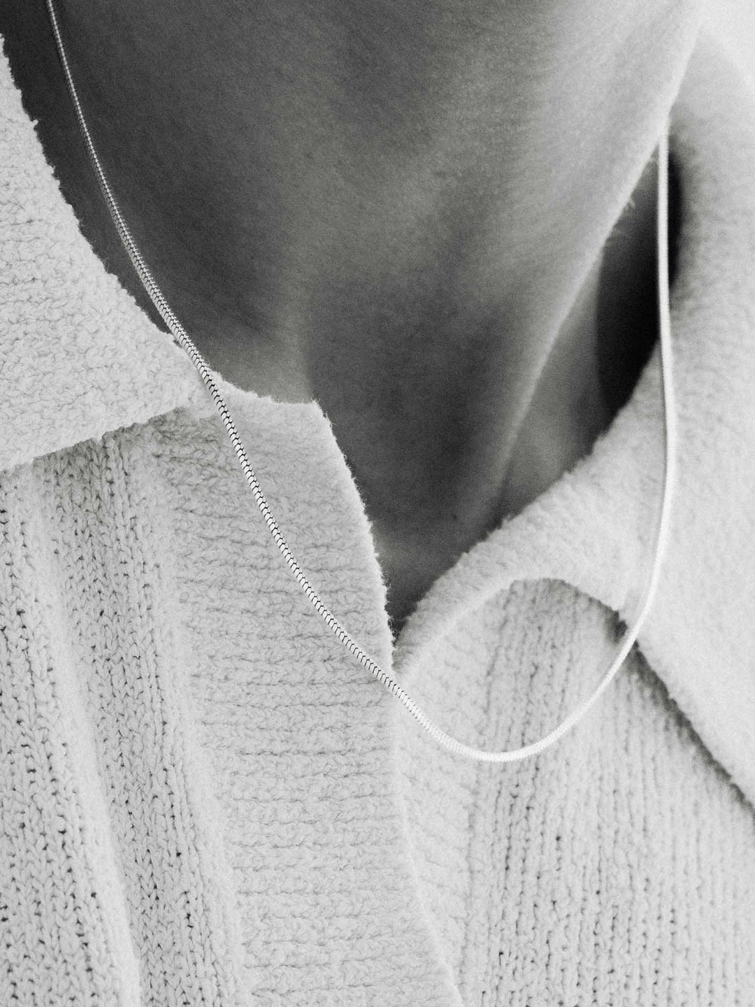 SQUARE CHAIN NECKLACE