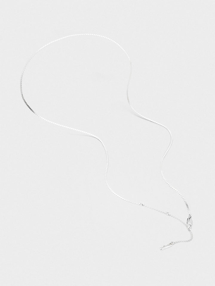 FLUID CHAIN NECKLACE