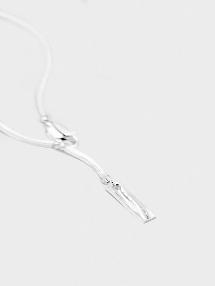 SQUARE CHAIN NECKLACE