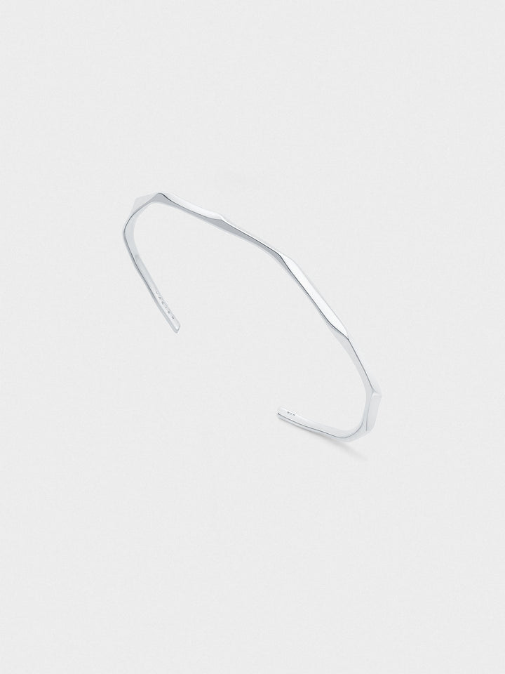 VEER CUFF IN SILVER