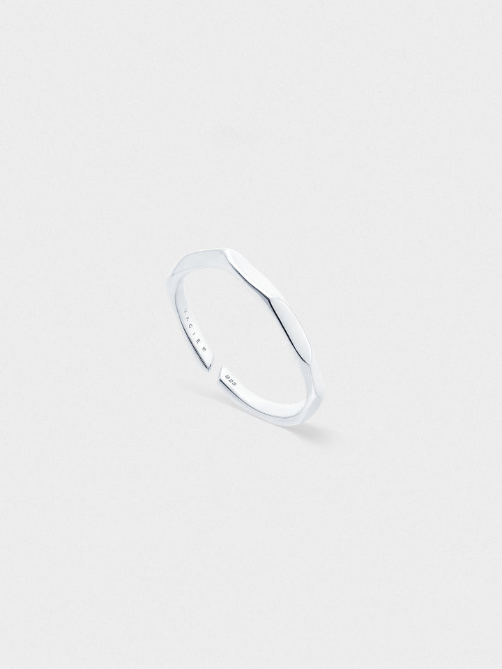 VEER RING IN SILVER